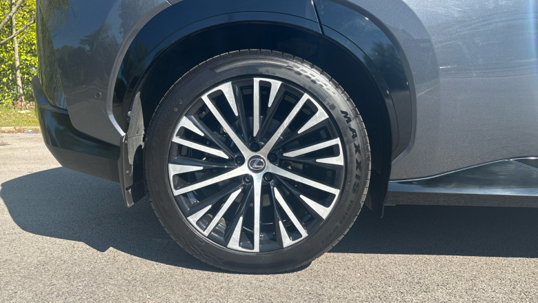 Lexus Rz 450e 230kW Direct4 Takumi 71 kWh 5dr Auto Electric Estate